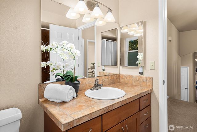 16609 163rd Place SE, Renton, WA 98058