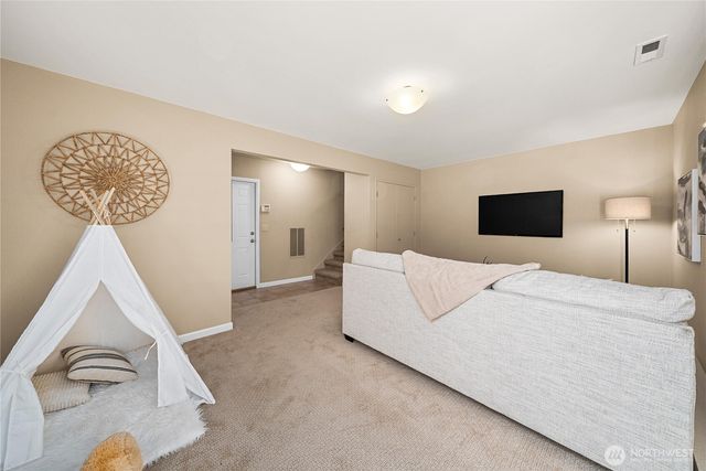 16609 163rd Place SE, Renton, WA 98058