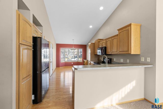 4847 S Samantha Dr Drive, Sioux Falls, SD 57106