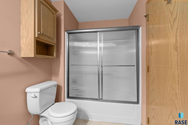 4847 S Samantha Dr Drive, Sioux Falls, SD 57106