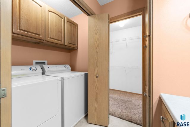 4847 S Samantha Dr Drive, Sioux Falls, SD 57106