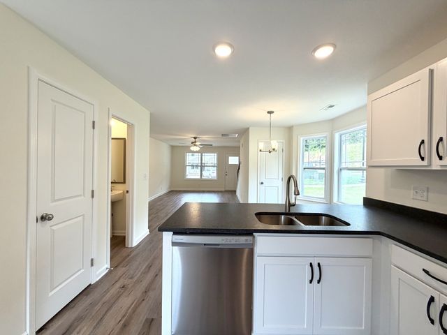 914 Peaceful Pl, Clarksville, TN 37040