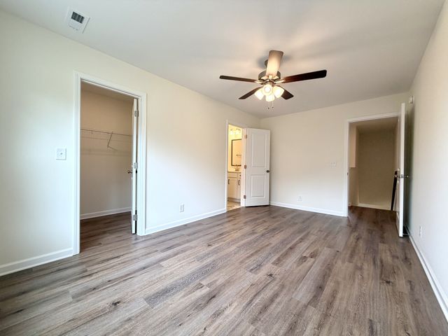 914 Peaceful Pl, Clarksville, TN 37040