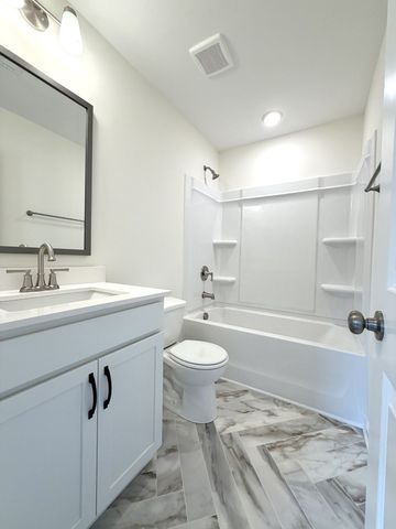914 Peaceful Pl, Clarksville, TN 37040