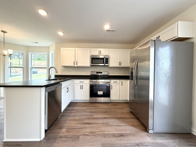 914 Peaceful Pl, Clarksville, TN 37040
