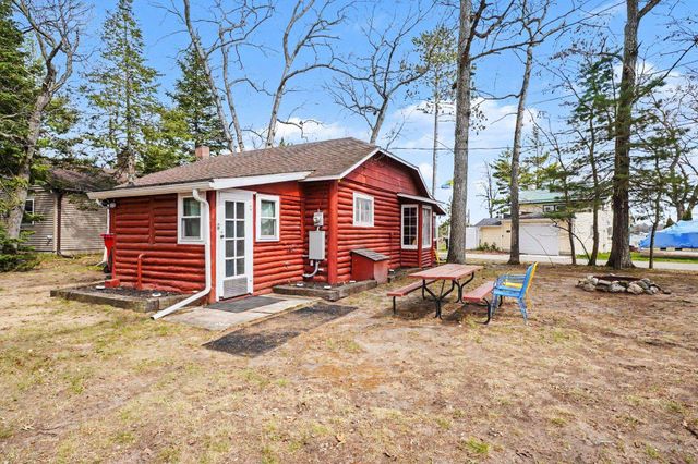 1681 Louks Street, Grant Twp, MI 48748