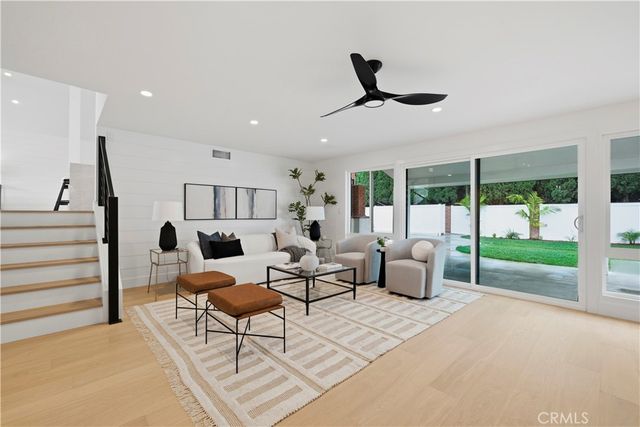 1943 Pelican Place, Costa Mesa, CA 92626