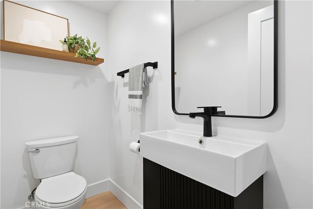 1943 Pelican Place, Costa Mesa, CA 92626