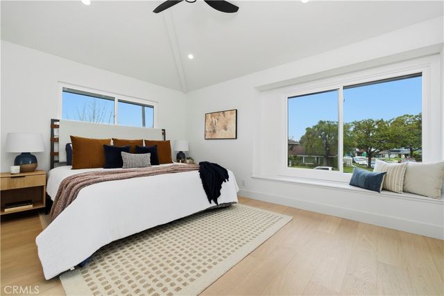 1943 Pelican Place, Costa Mesa, CA 92626