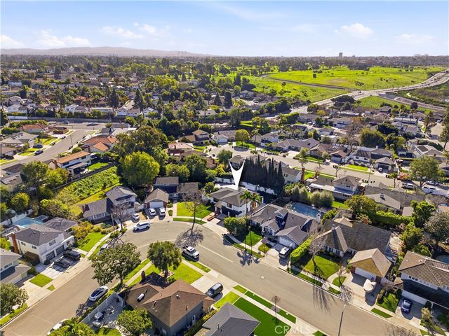 1943 Pelican Place, Costa Mesa, CA 92626