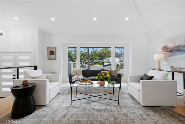 1943 Pelican Place, Costa Mesa, CA 92626