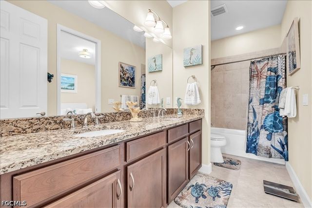 2615 Vareo CT, Cape Coral, FL 33991