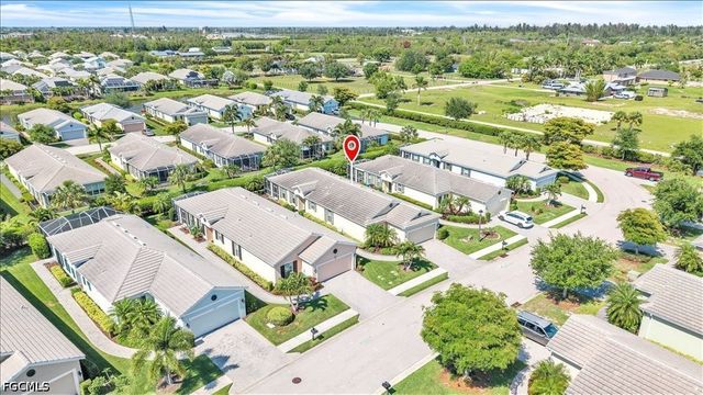 2615 Vareo CT, Cape Coral, FL 33991