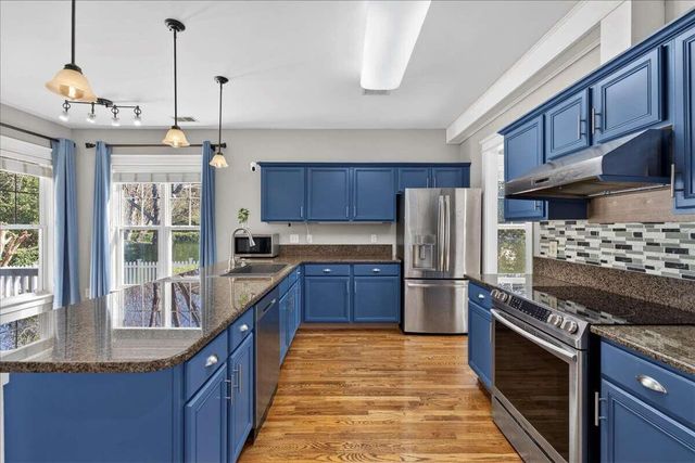 500 Hawthorne Avenue, Summerville, SC 29483