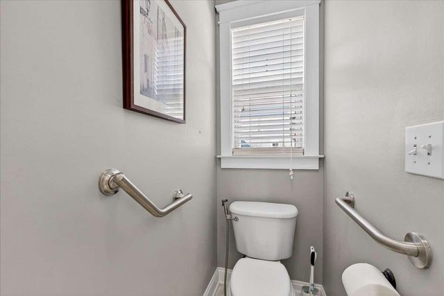 500 Hawthorne Avenue, Summerville, SC 29483