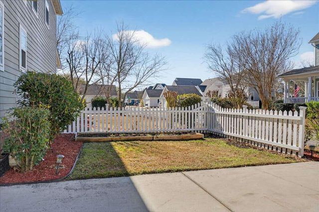 500 Hawthorne Avenue, Summerville, SC 29483