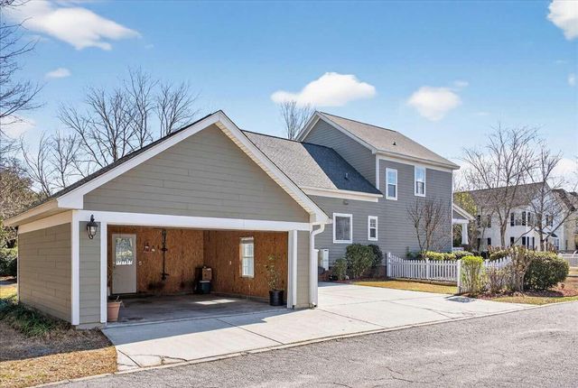 500 Hawthorne Avenue, Summerville, SC 29483