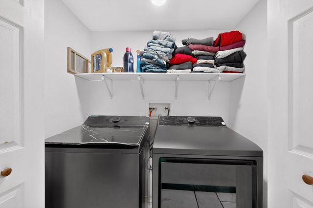 2819 Desert Garden Lane SW, Albuquerque, NM 87105