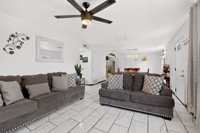 2819 Desert Garden Lane SW, Albuquerque, NM 87105