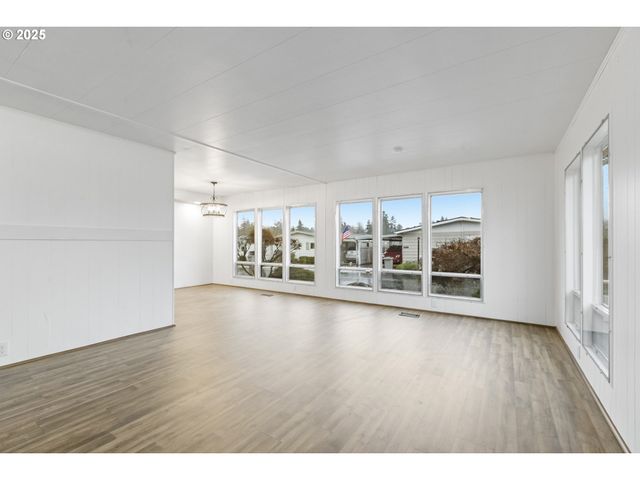 17041 Sw ELDORADO Dr, Portland, OR 97224