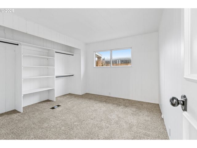 17041 Sw ELDORADO Dr, Portland, OR 97224