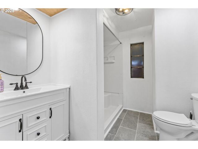 17041 Sw ELDORADO Dr, Portland, OR 97224