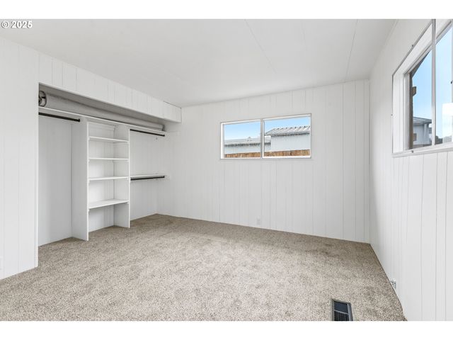 17041 Sw ELDORADO Dr, Portland, OR 97224