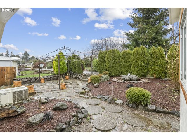 17041 Sw ELDORADO Dr, Portland, OR 97224