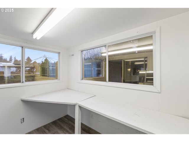 17041 Sw ELDORADO Dr, Portland, OR 97224