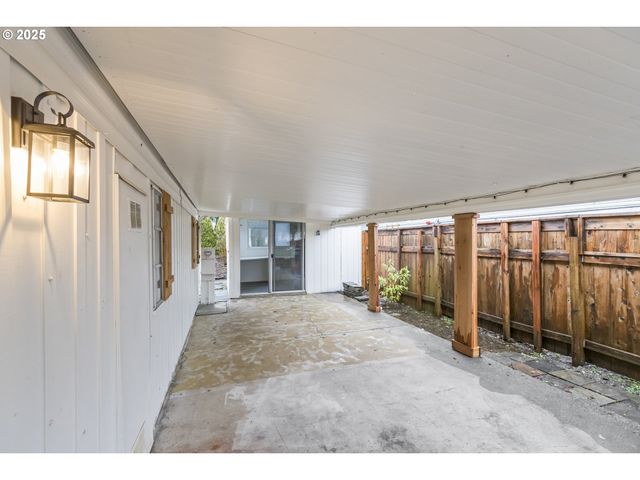 17041 Sw ELDORADO Dr, Portland, OR 97224