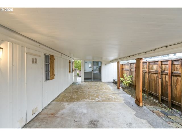 17041 Sw ELDORADO Dr, Portland, OR 97224