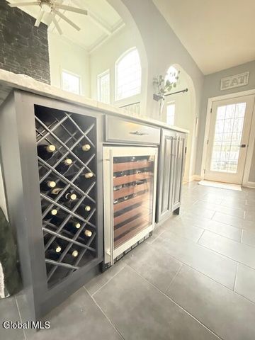 21 Veranda Lane, Queensbury, NY 12804