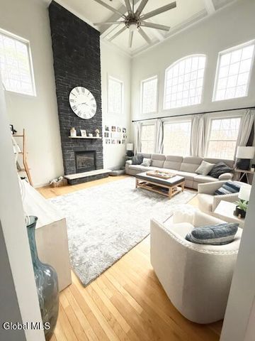 21 Veranda Lane, Queensbury, NY 12804