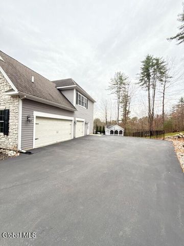 21 Veranda Lane, Queensbury, NY 12804