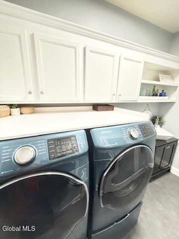 21 Veranda Lane, Queensbury, NY 12804