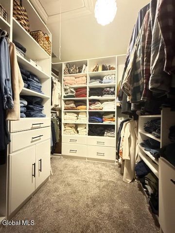 21 Veranda Lane, Queensbury, NY 12804