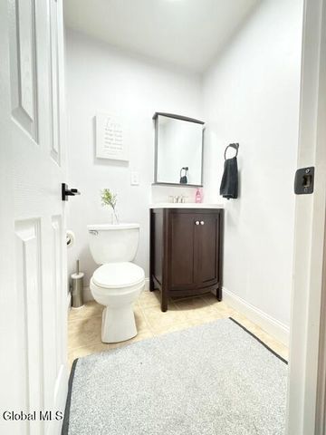 21 Veranda Lane, Queensbury, NY 12804