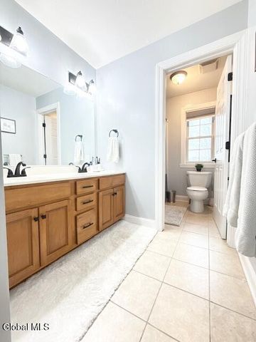 21 Veranda Lane, Queensbury, NY 12804