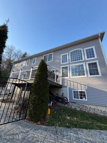 21 Veranda Lane, Queensbury, NY 12804