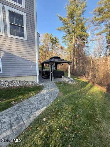 21 Veranda Lane, Queensbury, NY 12804