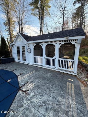 21 Veranda Lane, Queensbury, NY 12804