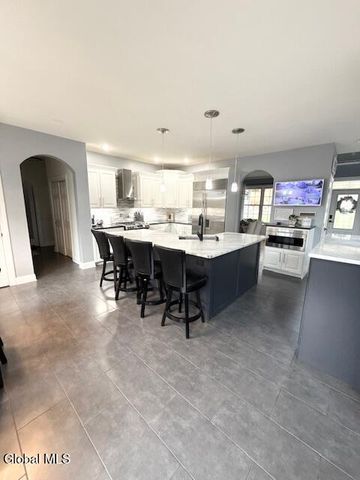 21 Veranda Lane, Queensbury, NY 12804