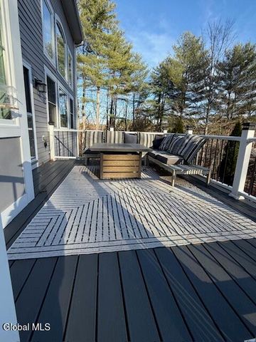 21 Veranda Lane, Queensbury, NY 12804