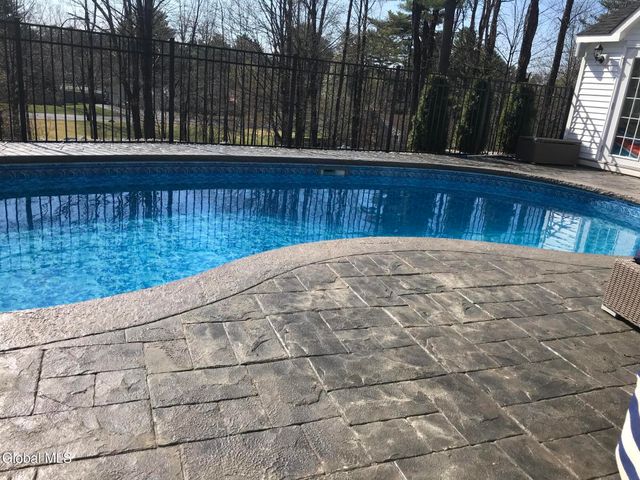 21 Veranda Lane, Queensbury, NY 12804