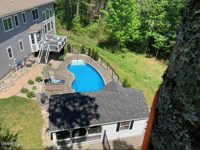 21 Veranda Lane, Queensbury, NY 12804
