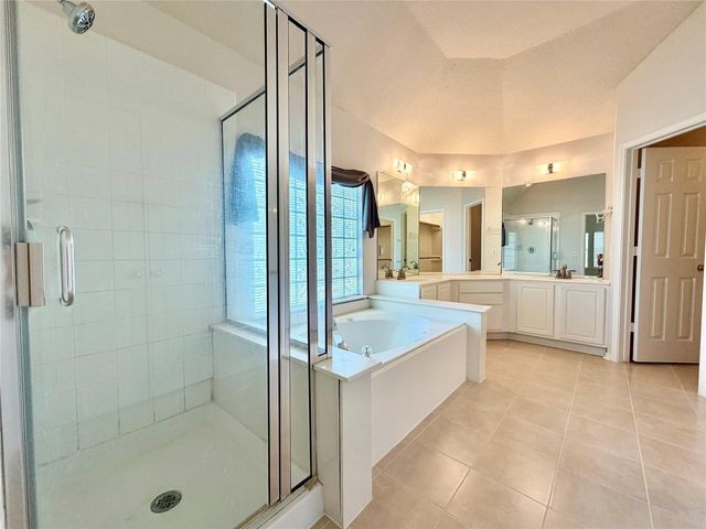 7426 Maple Run Drive, Sugar Land, TX 77479