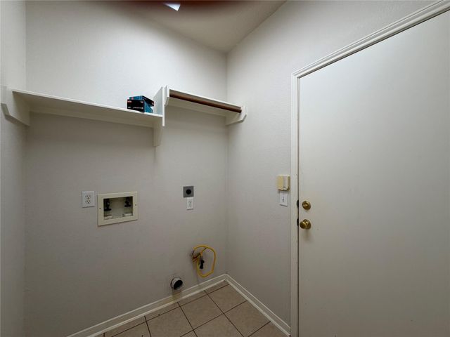 7426 Maple Run Drive, Sugar Land, TX 77479