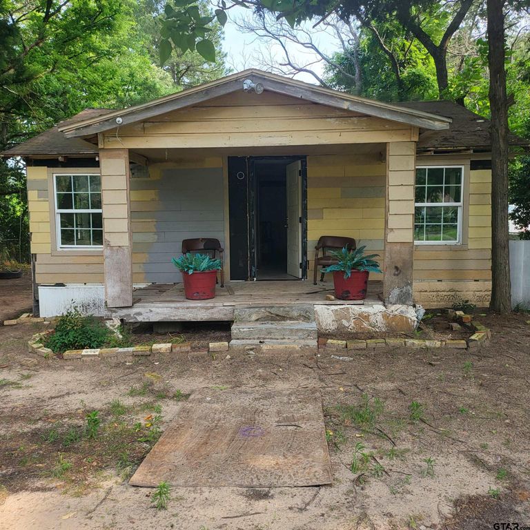 3210 Walton Rd, Tyler, TX 75701