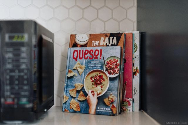 3805 Atascadero Dr, San Diego, CA 92107