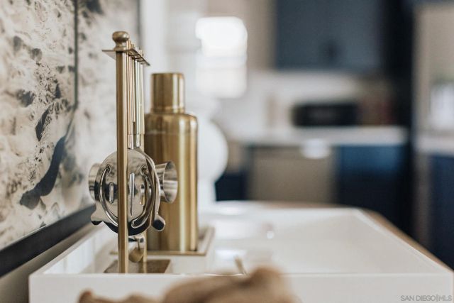 3805 Atascadero Dr, San Diego, CA 92107